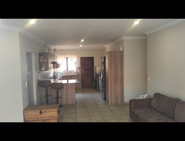 3 BEDROOM SECTIONAL TITLE FOR SALE IN EQUESTRIA